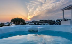 Eiriana Luxury Suites