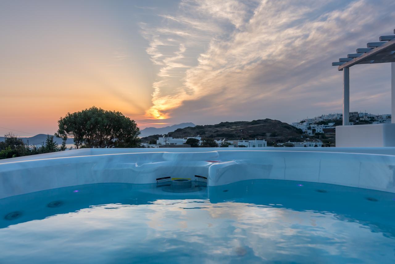Eiriana Luxury Suites Plaka  Exterior photo