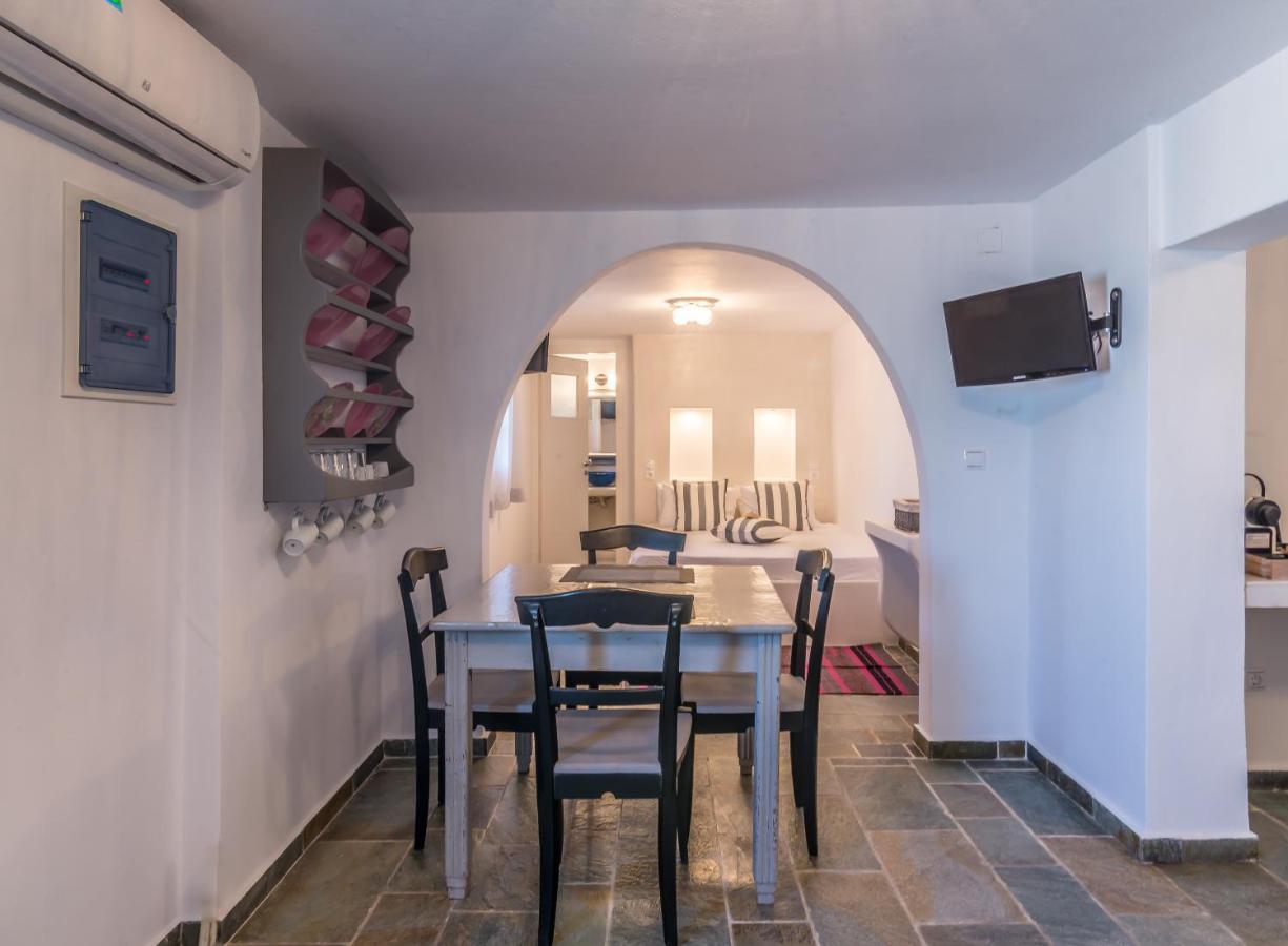 Eiriana Luxury Suites Plaka  Exterior photo